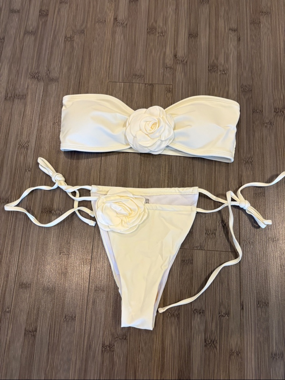 Ivory cream Floral Bandeau Tie-Side Bikini flower appliqué